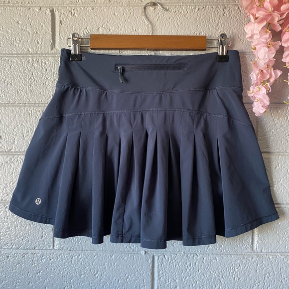 Lululemon Circuit Breaker Skirt Size 4 - Picture 2 of 7